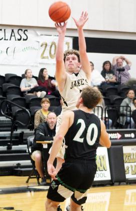 Forrest Murphy/Meridian Tribune/Meridian senior Dylan Poole (2) and the Yellow Jackets were defeated by the Hamilton Bulldogs, 58-12 Tuesday night. 