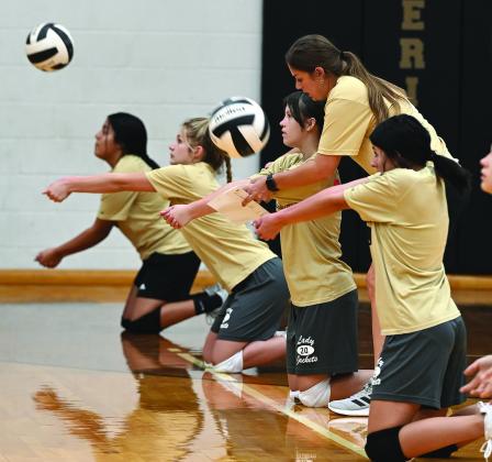 Head coach Lyndsie Schur leads the Lady Jackets in drills, preparing them for the upcoming season. Photo Courtesy of Brett Voss’ The Sports Buzz